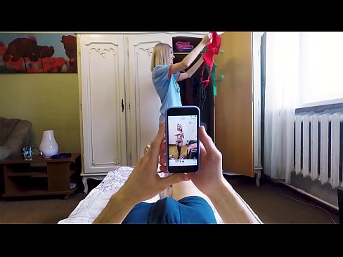 ❤️ O Stepsister fez seu irmão vir logo antes de sua mãe voltar para casa ❤❌ Porno fodido em nós ﹏